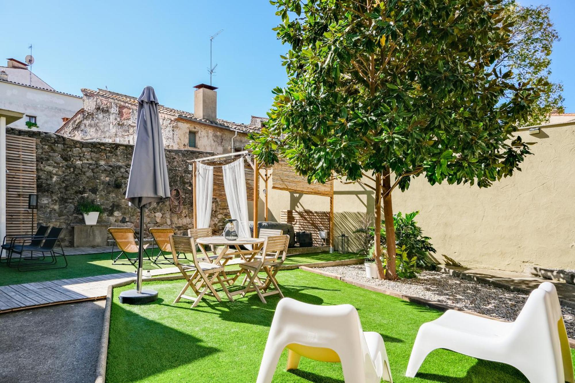Ferienwohnung Cal Capo Alojamiento Con Jacuzzi Besalú Exterior foto